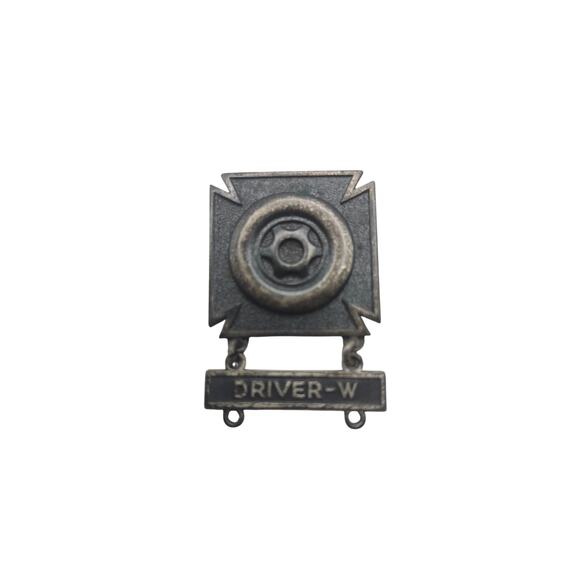 WWII US Army Driver W Qualification Badge Wheel Vehicle Sterling Silver Original - Picture 3 of 3